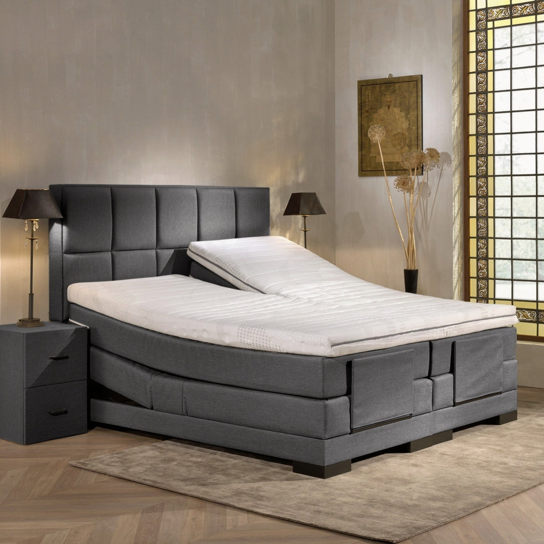 Elektrische Boxspring iBriljant - Complete Set - Luxe Orthopedische 7-zone Matrassen - Gratis Topper en Draadloze Bediening