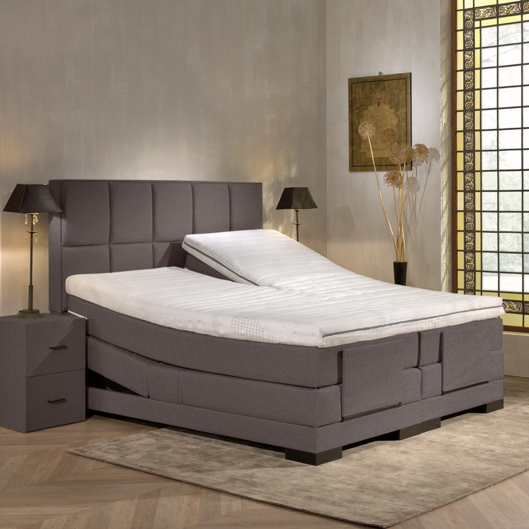 Elektrische Boxspring iBriljant - Complete Set - Luxe Orthopedische 7-zone Matrassen - Gratis Topper en Draadloze Bediening