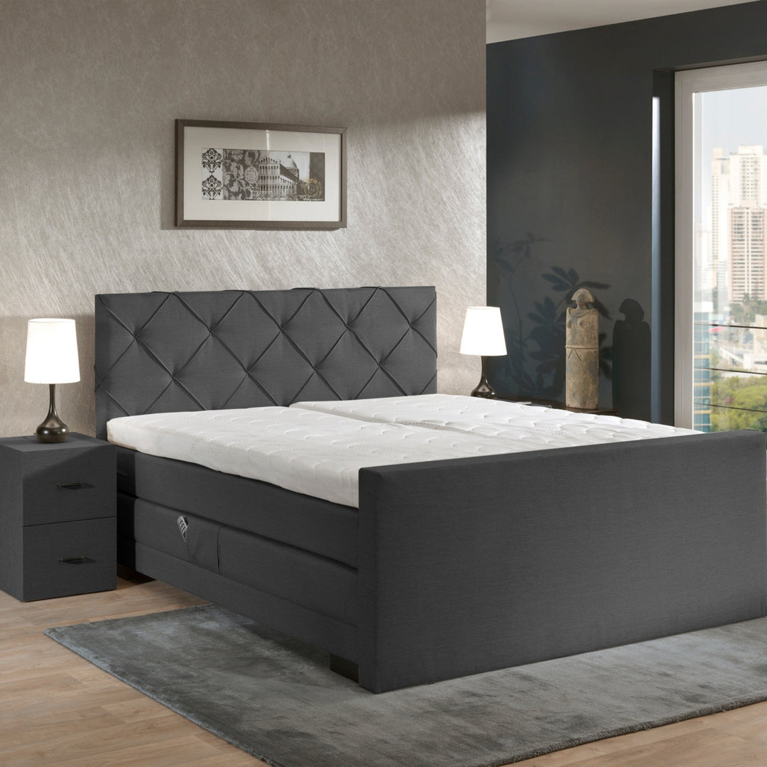 Elektrische Boxspring iElegant - Complete Set - Luxe Orthopedische 7-zone Matrassen - Gratis Topper en Draadloze Bediening