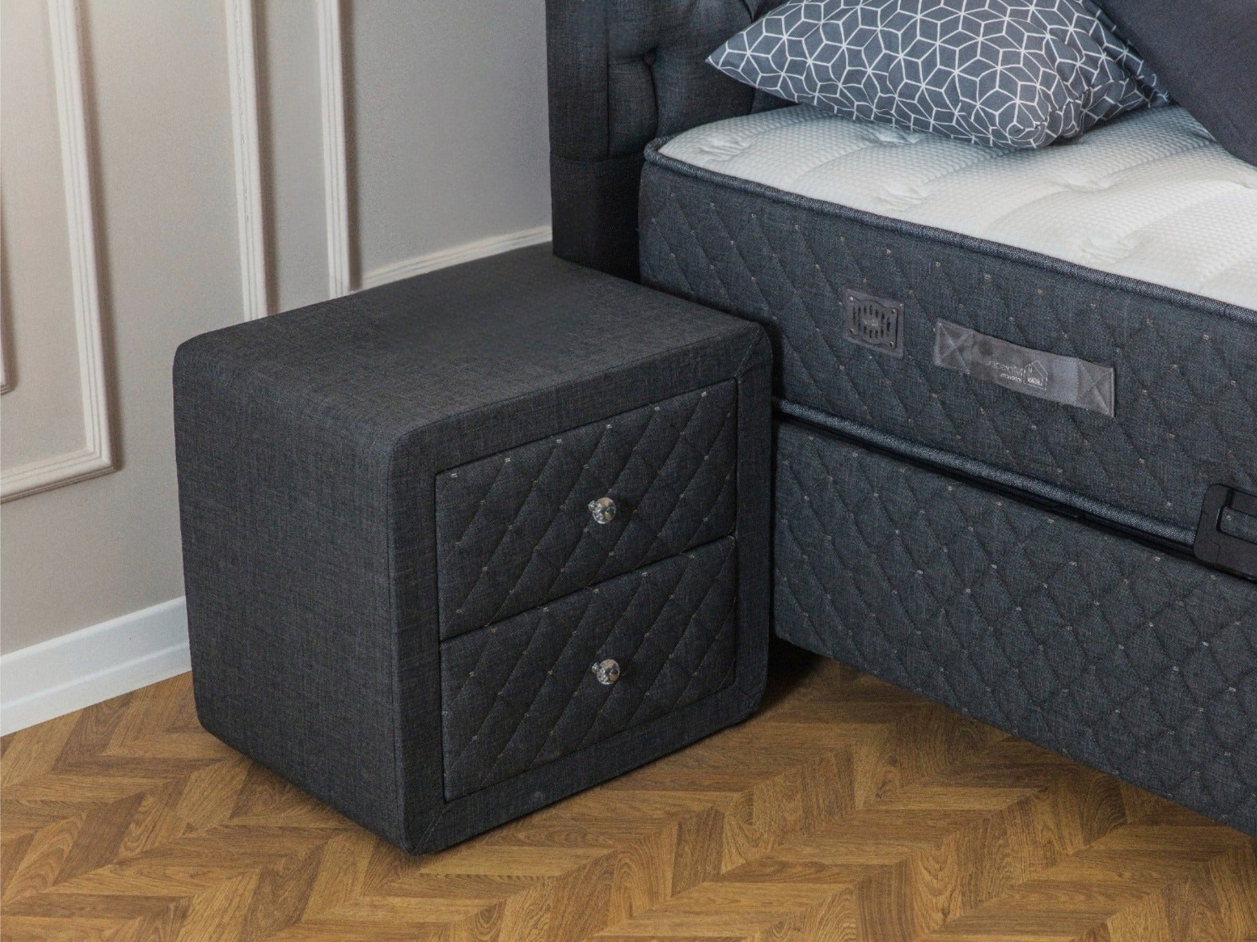 Boxspring met Opbergruimte iRelax - Complete set - Luxe 7-zone matras 500 pockets/m² met ingebouwde topper